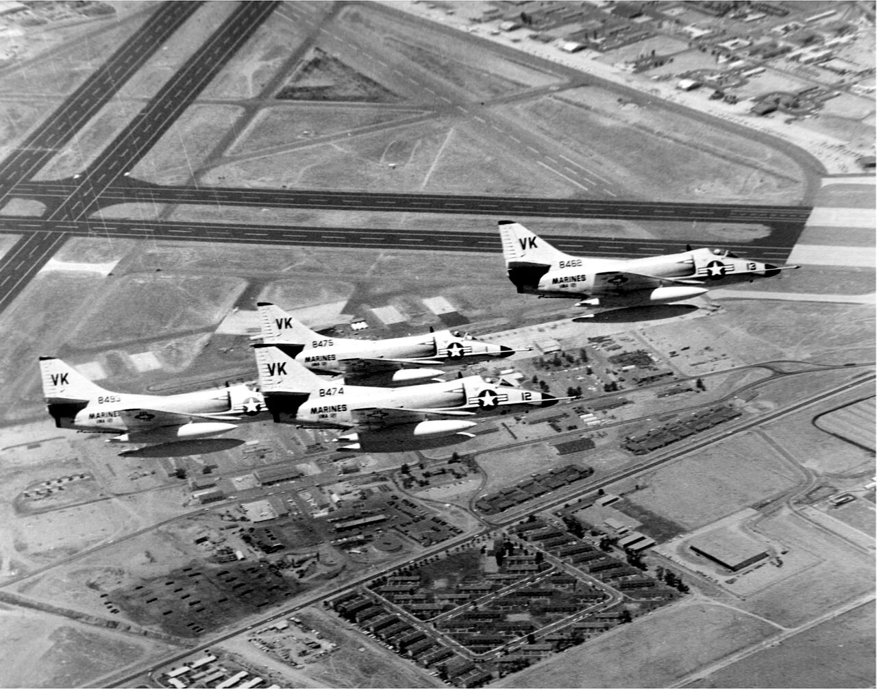 Four Marine A4D-2N Skyhawks of VMA-121 flying over MCAS El Toro in 1961